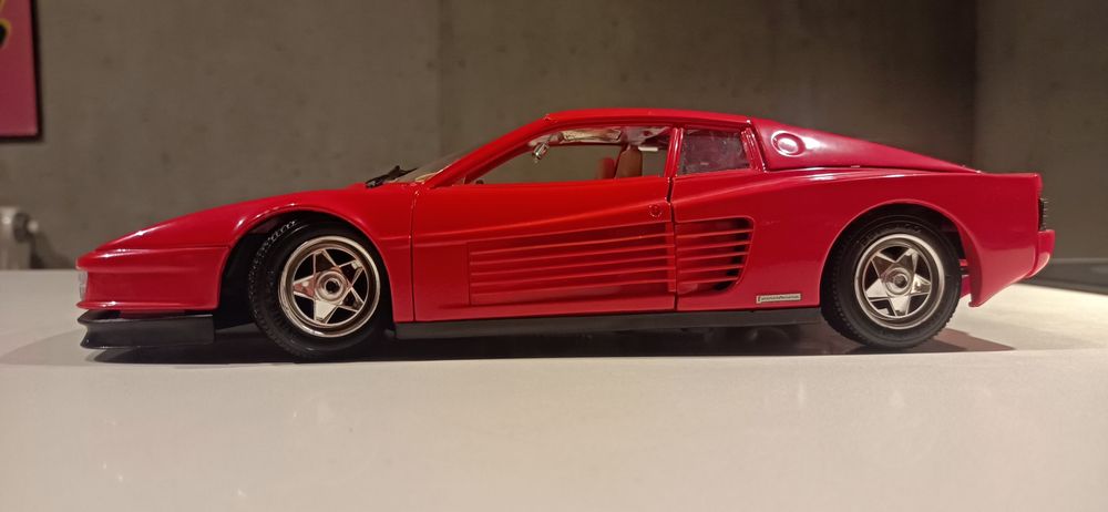 Ferrari Testarossa da Burago