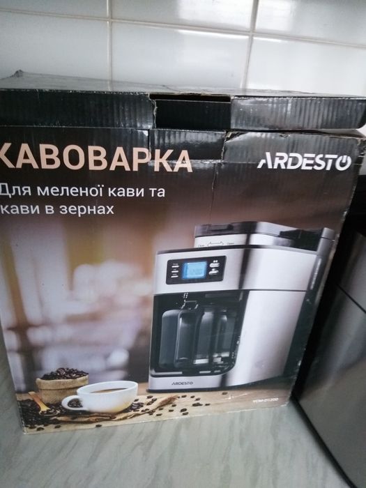 Продам  Кавоварку  ARDESTO YCM-D1200