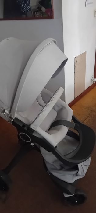 Carrinho de bebe stokke