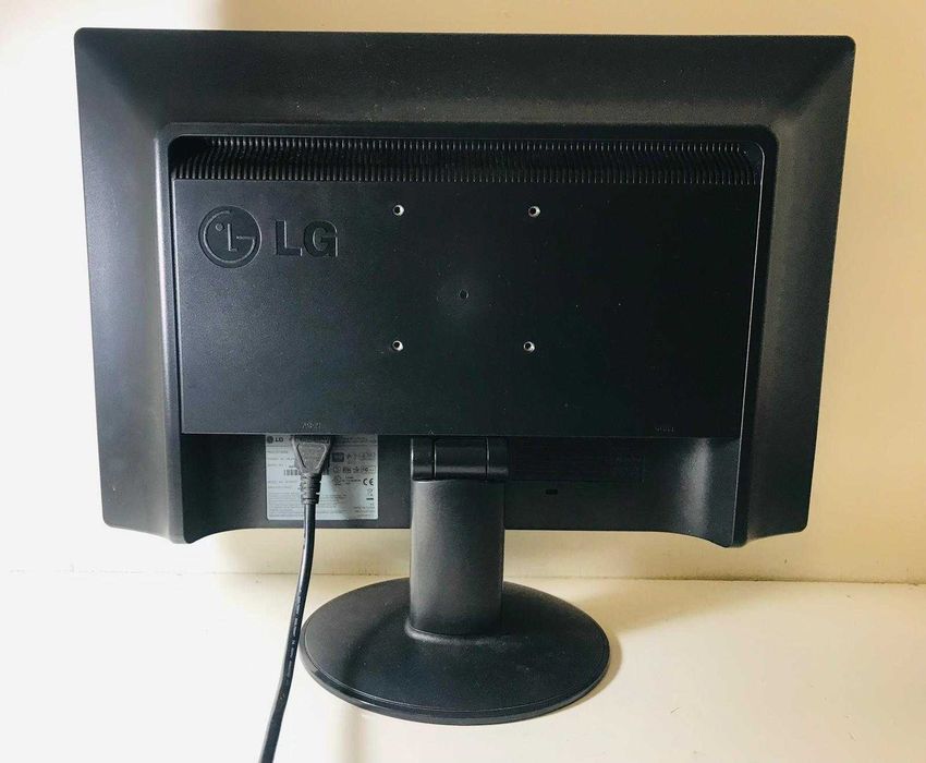 Monitor FLATRON W 1934S - 21 Polegadas