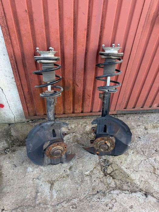 Vendo mangas de eixo BMW e46 com amortecedores incluídos