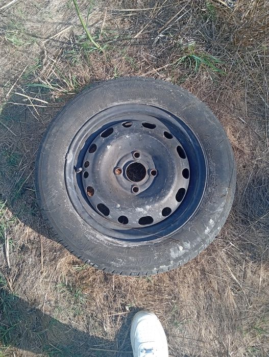 Para venda jante e pneu em bom estado