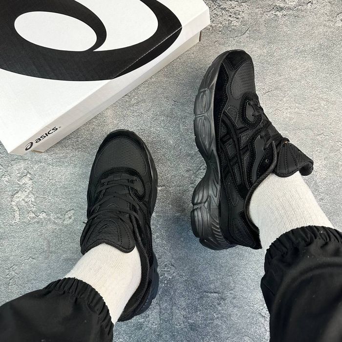 Asics gel nyc black gore tex