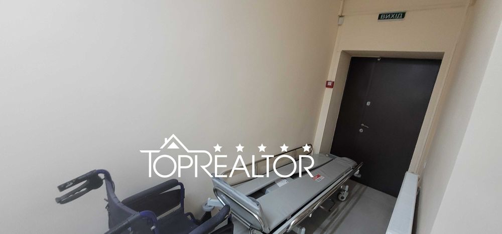 Продам приміщення під МЕДЦЕНТР на вул. Дзюби НА БАВАРІЇ.