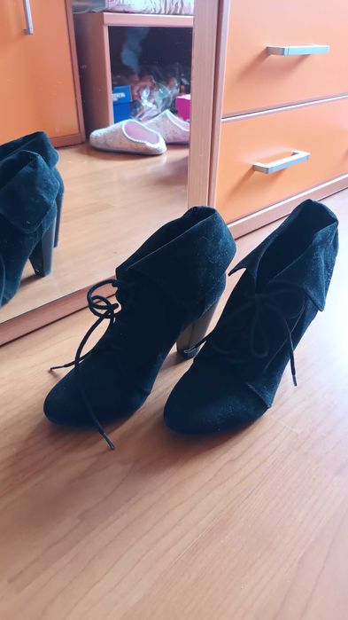 Botas pretas da zara