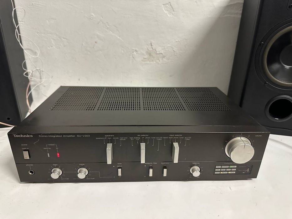 Wzmacniacz stereo SU-V 303, 2*50 Watt. Japan