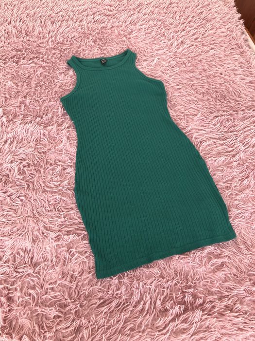 Сукня міні.