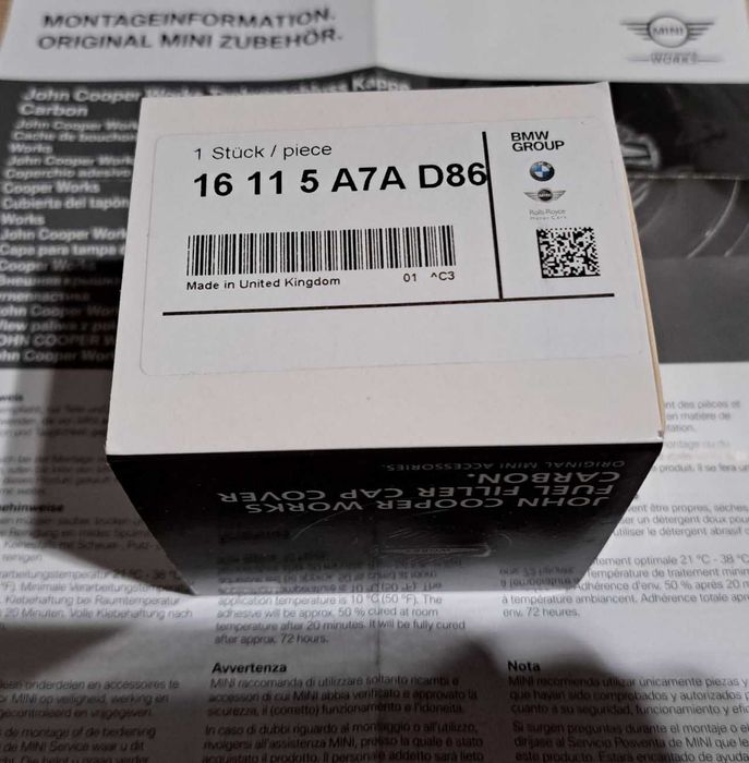 MINI John Cooper Works nakładka z karbonu na korek wlewu paliwa