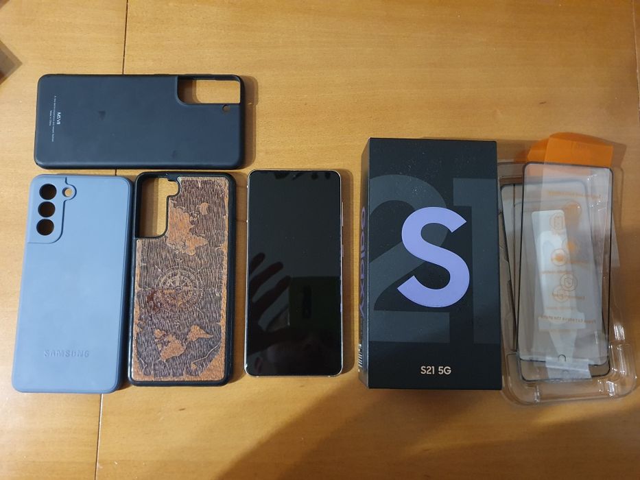 Samsung Galaxy S21 5G 8/128GB, świetny stan + etui i szkło