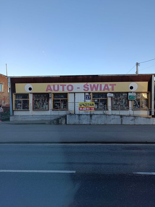 Lokal handlowo-usługowy