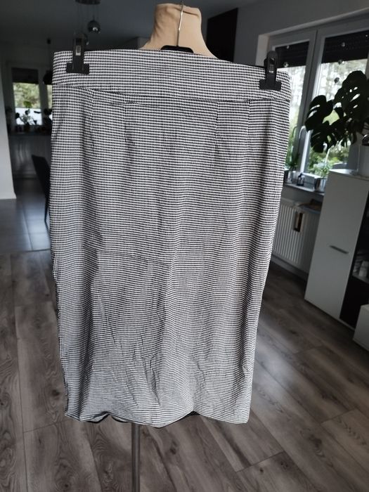 R.44 długa biało czarna spódniczka MIDI w pepitkę