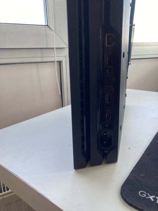 Ps 4 pro в нормальном состоянии только нужна чистка
