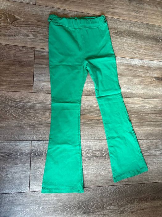 Дівчачі брюки кльош