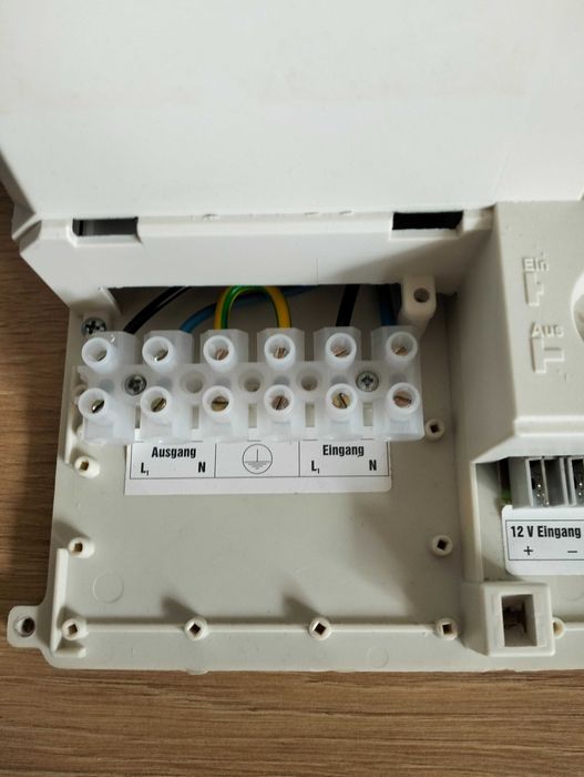 Elektroblok zasilacz Dometic Miko 240/1