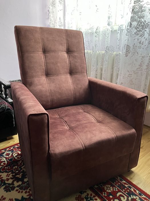 Sprzedam 2 fotele w bardzo dobrym stanie