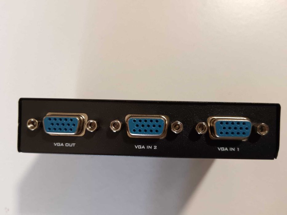 Konig 2 Port VGA Computer Screen Switch453536063654481923