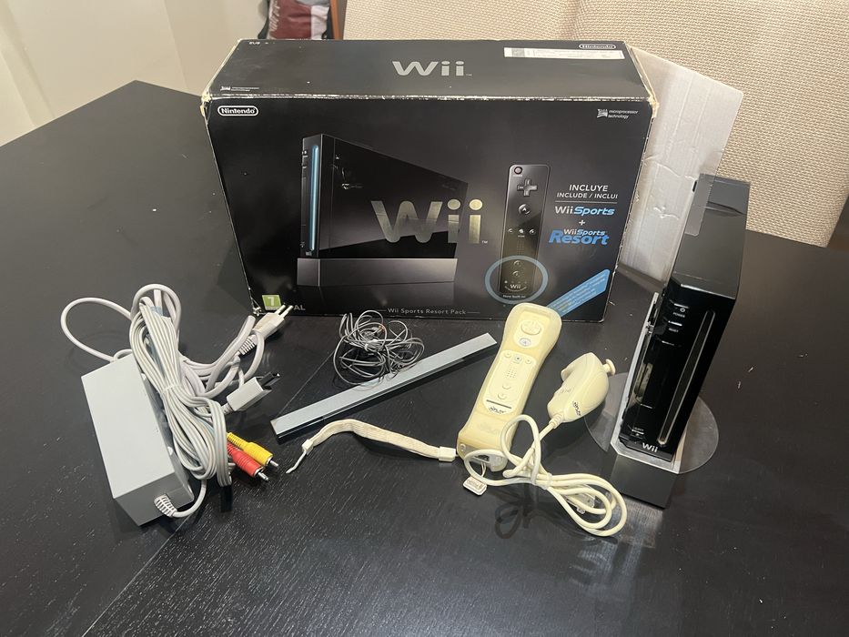 Wii preta (primeira edição)