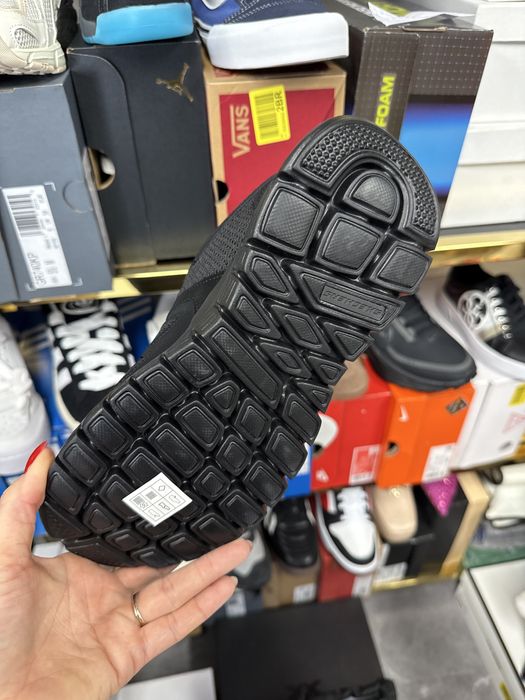 Skechers memory foam r 40