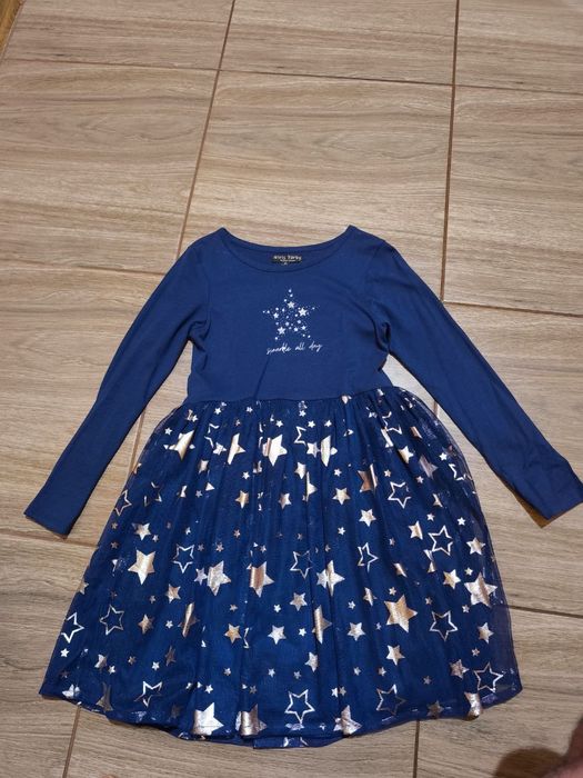 Плаття на дівчинку