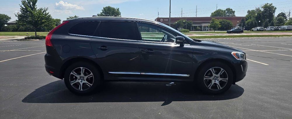 Volvo Xc60      2015