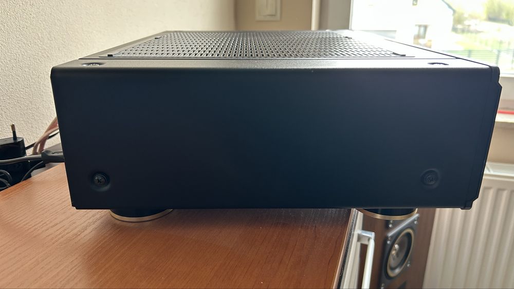 Denon amplitunerr DRA-1000