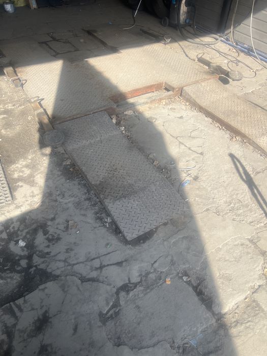 Sprzedam podnisnik plytowy