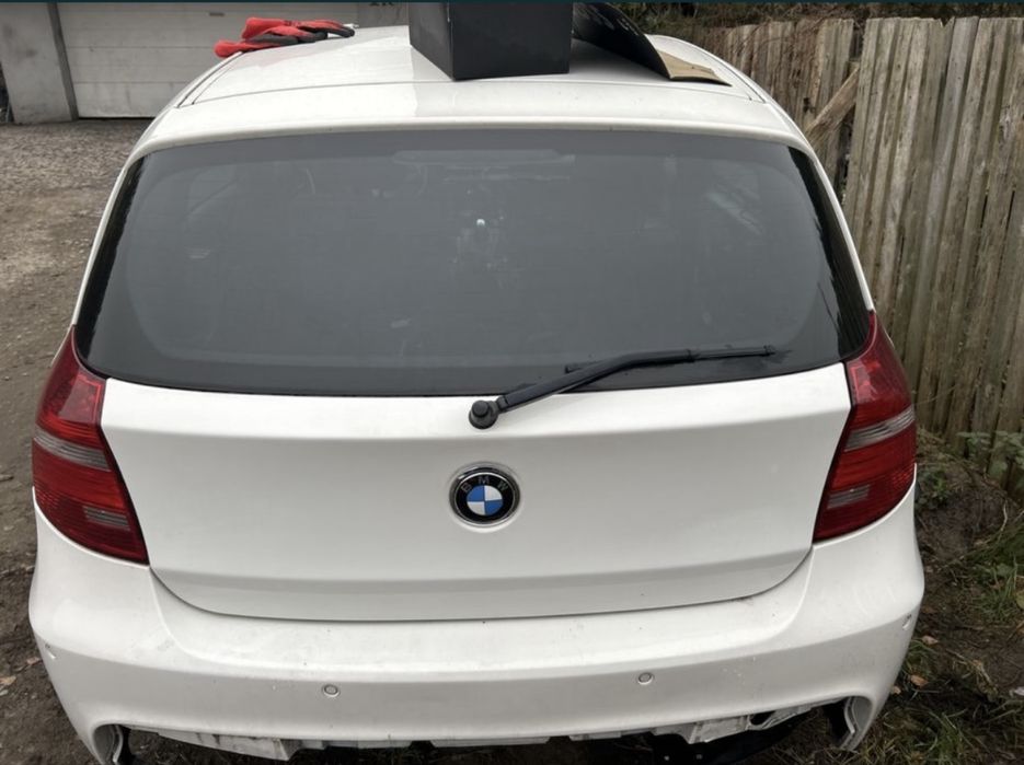 Bmw e81 e87 tylna klapa bagażnika bagażnik tył A300 kompletna