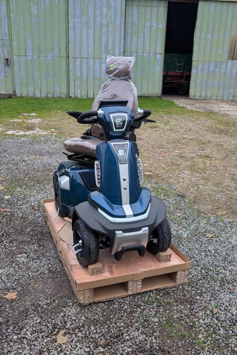 Skuter elektryczny czterokołowy ECONELO LUNAR 6.0