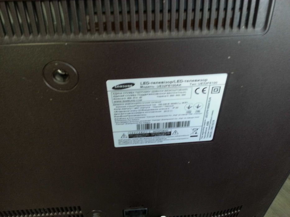 Телевизор Samsung UE32F6100    Full HD 3D 200 Hz