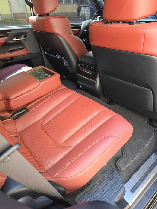 Продам LEXUS LX450