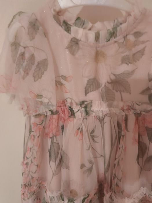 Красиве платтячко для дівчинки