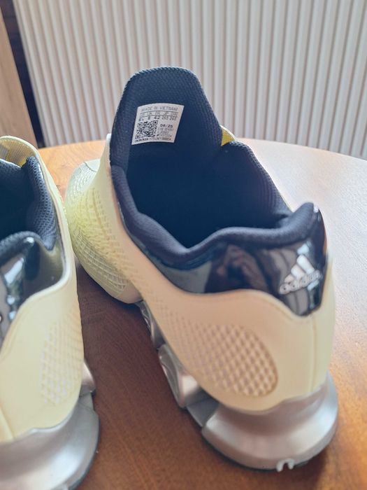 Adidas Buty Megaride S2 r. 42