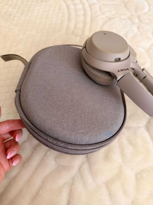 Headphones Sony WH-100XM4