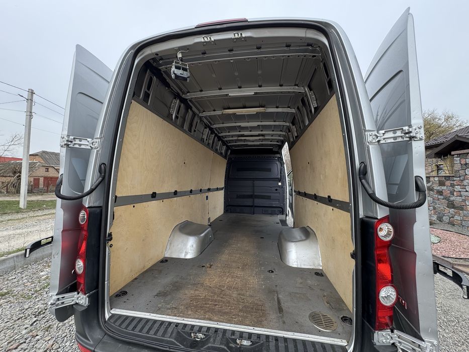 Volkswagen Crafter 2011