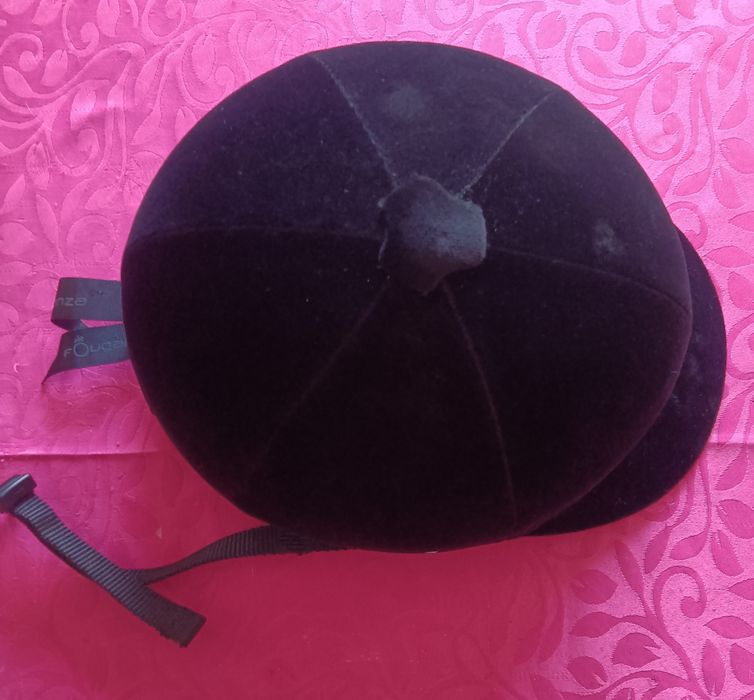 Toque veludo marca Ouganza