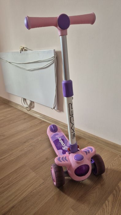Самокат триколісний - "Skyper" колір рожевий Skyper