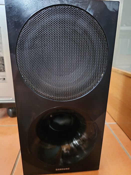 Soundbar Samsung A450 300W impecável