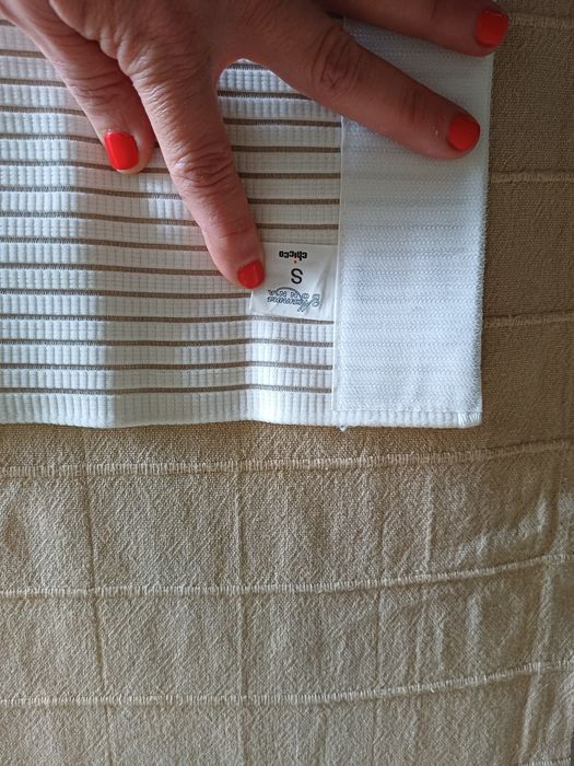 Cinta pos parto em branco da chicco