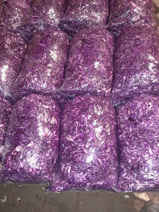 Kapusta biała kal. 3kg+, Kapusta czerwona kal. 1-2kg. szatkowana.
