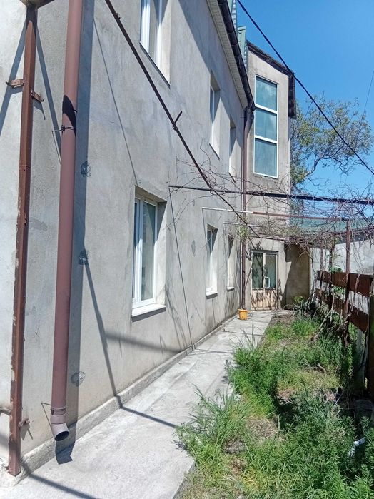 Продам новый дом в самом центре идеально подойдёт под гостиницу