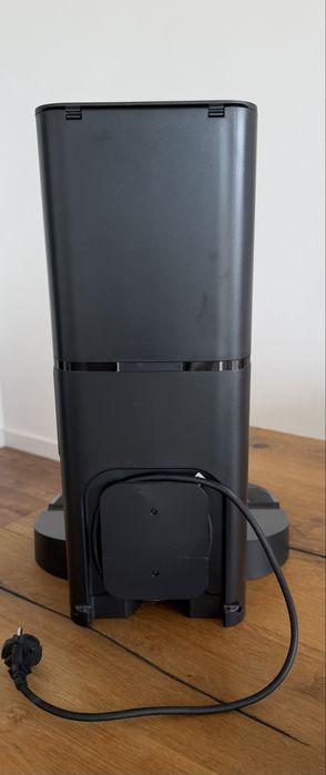 Roomba iRobot i3+ c/ Base de Carregamento