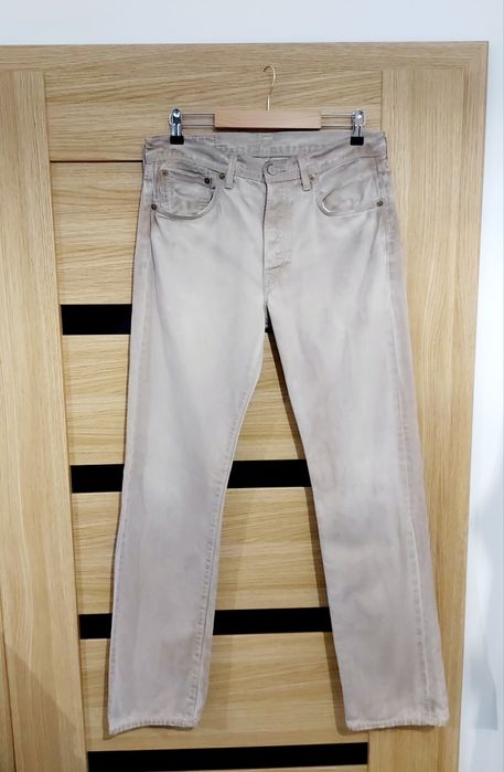 Oryginalne męskie spodnie klasyczne Levi's model 501 prosta nogawka 32