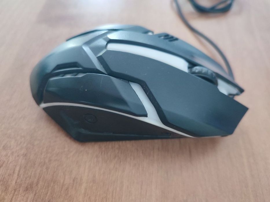 Mouse Gamer RGB com fio