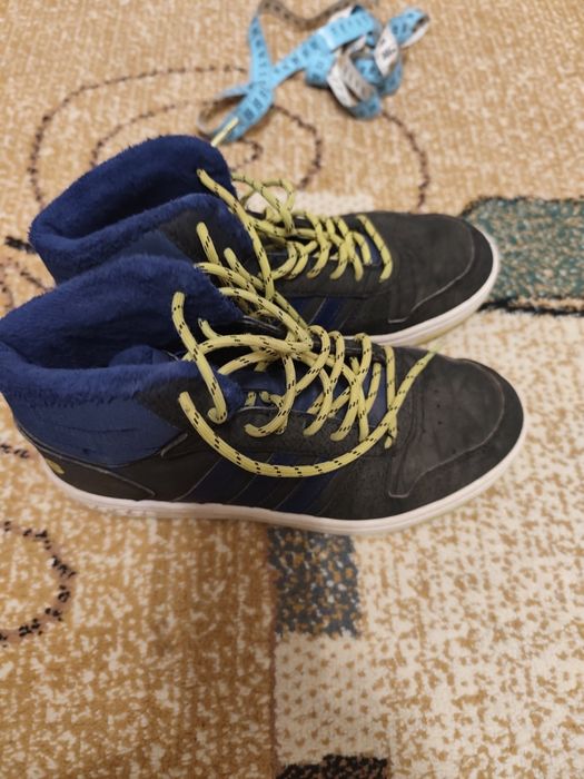 Buty chłopięce firmy adidas