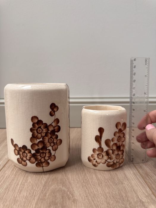 Małe wazony ceramiczne