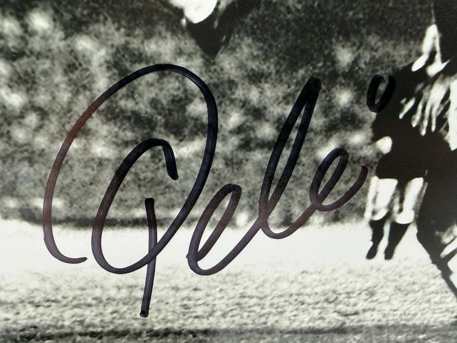 Futebol - Foto Autografada Pelé - Bicicleta Maracanã (Certificado VSA)