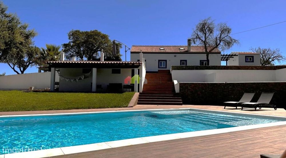 Quinta em Grândola - 1.5 ha - moradia T4 - piscina infinita