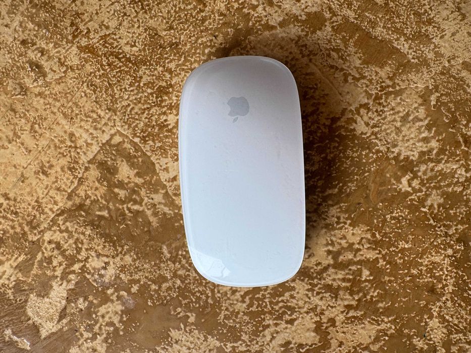 Apple iMac 21.5" + Teclado e Magic Mouse | Excelente Estado