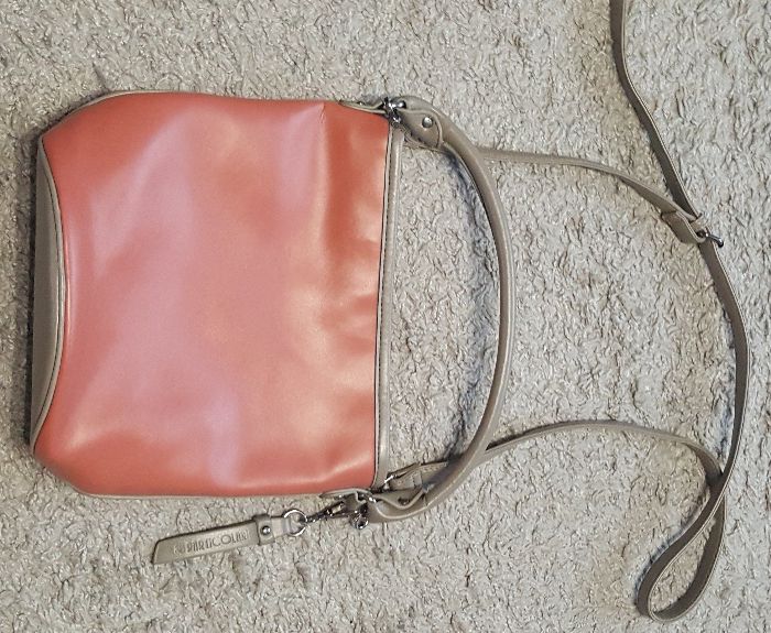 Оригинал.фирменная,итальянская,стильная сумочка particolari