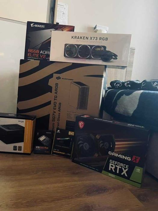 RYZEN 7 3700X / RTX 3060 12GB / 32GB RAM